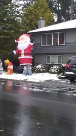 Giant Santa.jpg